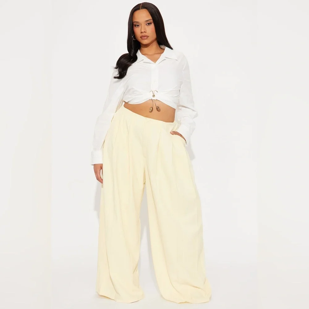 NWT Fashion Nova butter yellow wide leg trousers - Picture 4 of 7